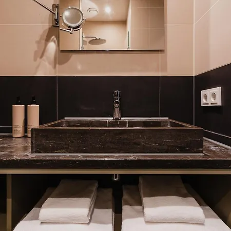 Hotel Roemer 4*