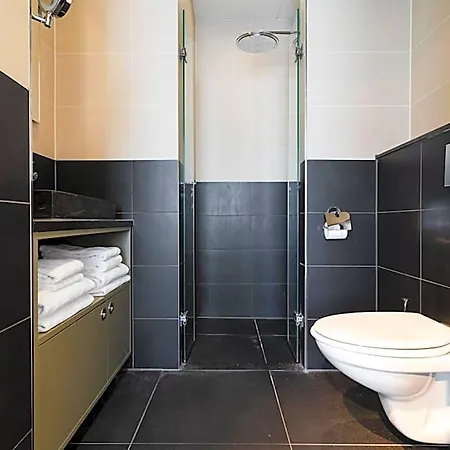 Ξενοδοχείο Roemer 4*