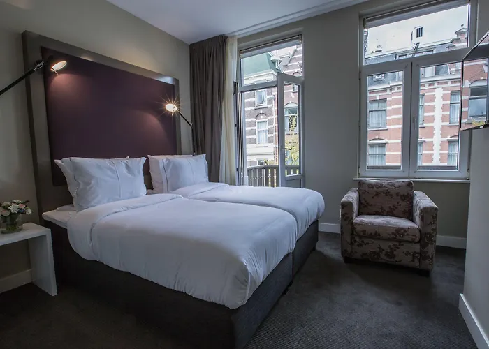 Roemer Hotel 4*